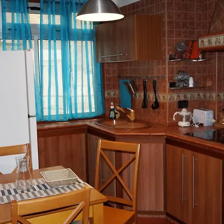 2 Bedrooms Appartement With Wifi At Arona Appartement *